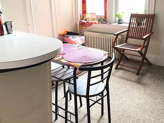 Photos from tenant. Haven't seen