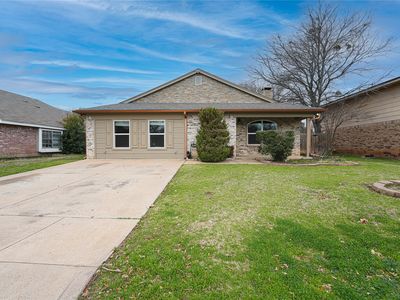 1229 Nicole Way, Burleson, TX, 76028