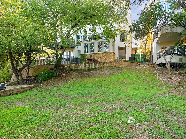 1231 Parkway #B — Photo 36