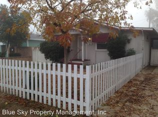 704 S Giddings St, Visalia, CA