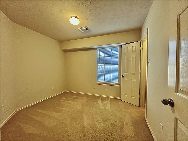 6111 Morningshire Ln — Photo 29