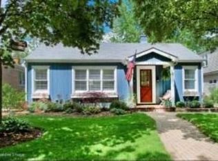 1106 N Cross St, Wheaton, IL
