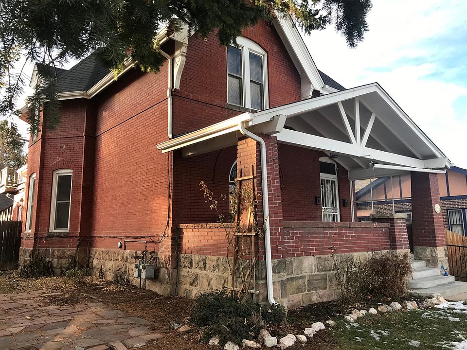 The front of the house, picturing the patio.