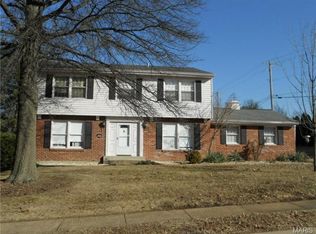 9094 Doercrest Dr, Saint Louis, MO 63126