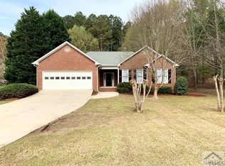 1021 Derby Ln, Bogart, GA 30622