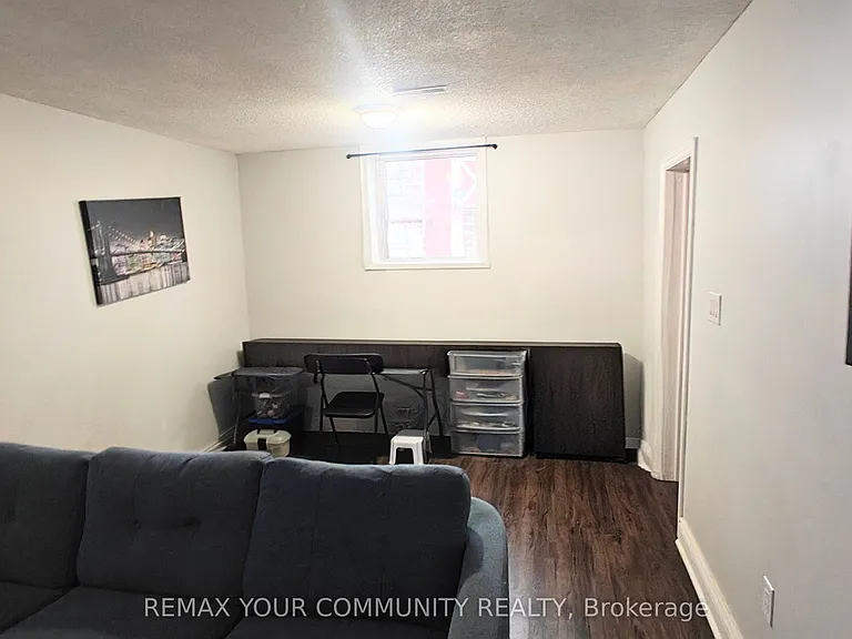 13 Ontario St — Photo 6