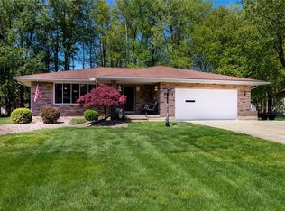 13625 Strathmore Dr, Valley View, OH