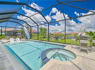 2833 Royal Gardens Ave, Fort Myers, FL 33916