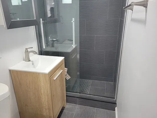 Rented by BLS Realty | media 9