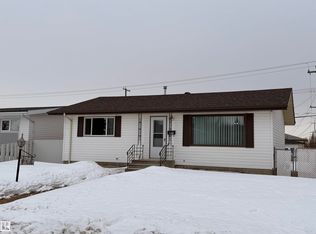 6315 132a Ave NW, Edmonton, AB