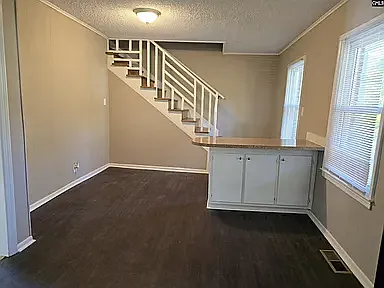 1820 Saint Louis Ave — Photo 5