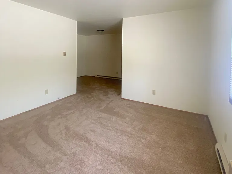 145 North Ave — Photo 6