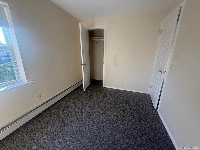 60 Columbia Ave — Photo 18