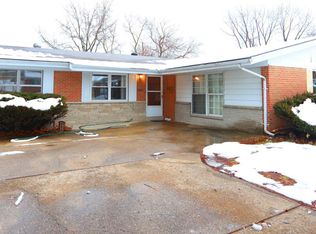 2516 Charann St, Saint Charles, MO 63301