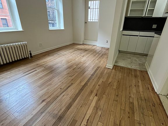2nd image of 255 E 50th St APT 2B