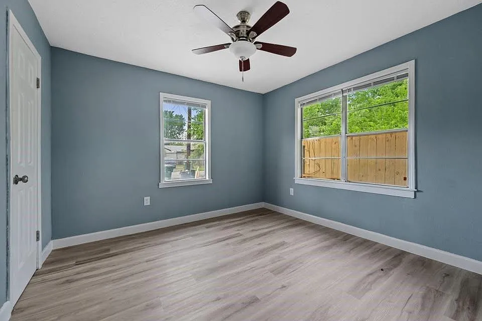 2 bed, 1.0 bath, 1250 sqft, $1,095 — Photo 4