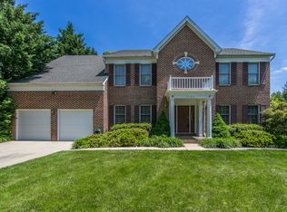 7903 Plum Creek Dr, Gaithersburg, MD 20879