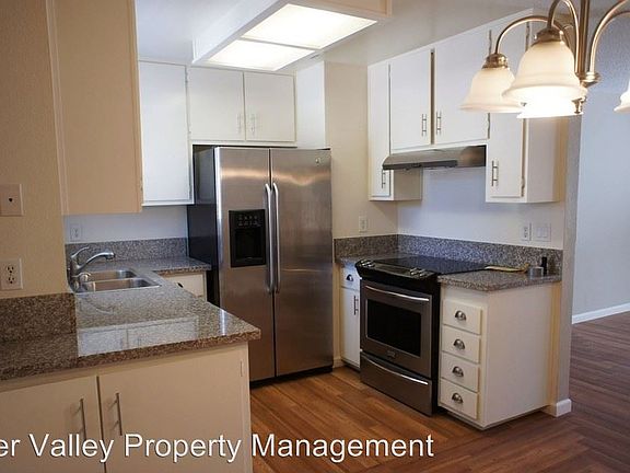 5th image of 100 Balcaro Way