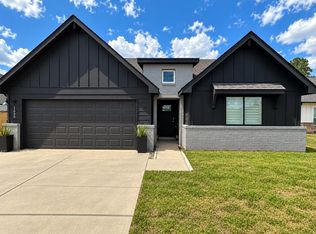 1600 Holly Trails, Sour Lake, TX 77659