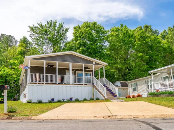1325 Wilson Rd, Rossville, GA 30741