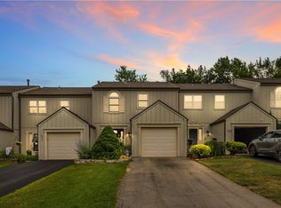529 Brandywine Dr, Cranberry Township, PA 16066
