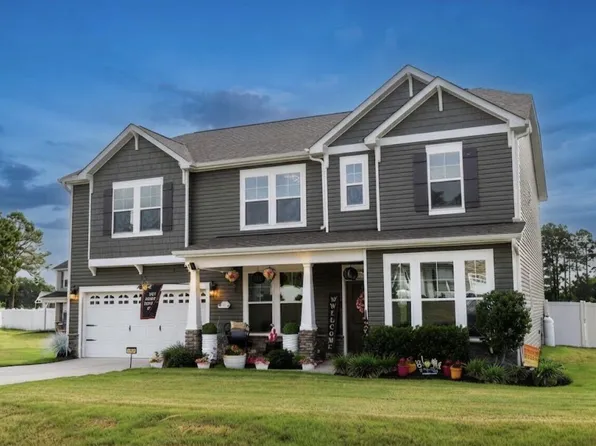 63 Pond Mountain Dr, Clayton, NC 27520