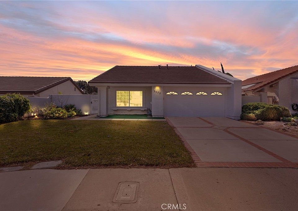 1st image of 3572 Carmel Ave