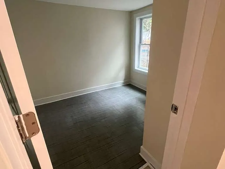1531 Sewall Ave #A — Photo 6