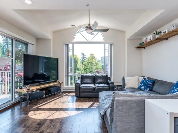 19122 122nd Ave #309, Pitt Meadows, BC V3Y 2N7