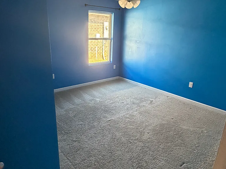 7305 Lakeside Oak Ct — Photo 12