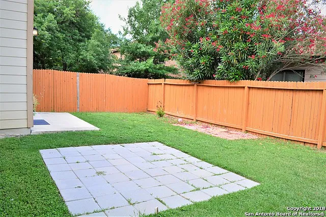 8531 Pecan Cross — Photo 12