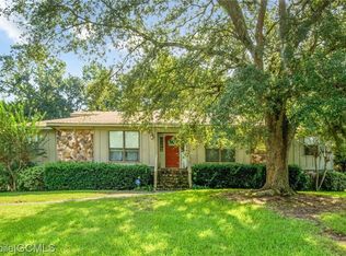 1521 Ridgeland Rd W, Mobile, AL 36695