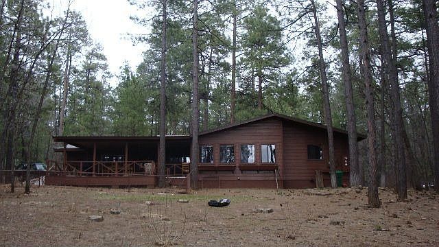 1st image of 3808 Country Club Cir