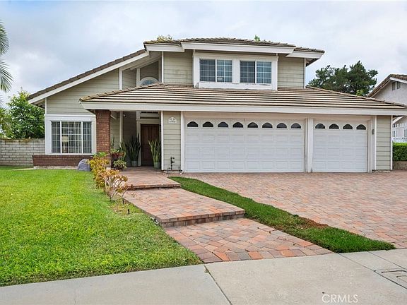 3rd image of 605 Bronco Way
