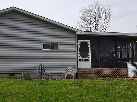 screened in back porch