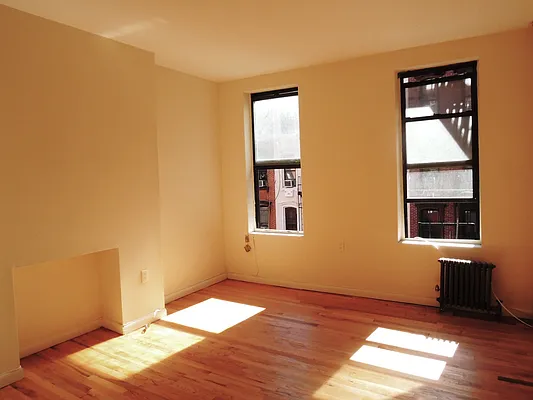 Rented by J Misrahi Realty Corp | media 2