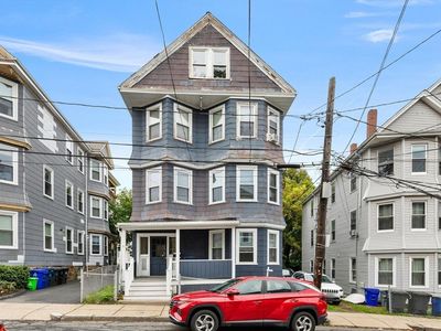 7 Oswald St, Roxbury, MA, 02120