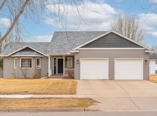 1728 Highland Trl, Saint Cloud, MN 56301