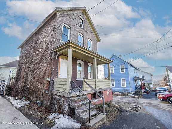 3rd image of 2 Ferguson Pl