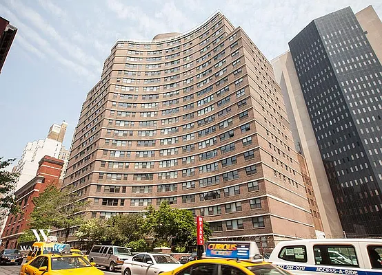 Rented by Warburg | media 12