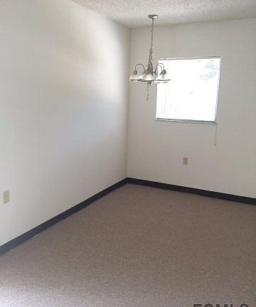 5th image of 1 Braddock Ln #B