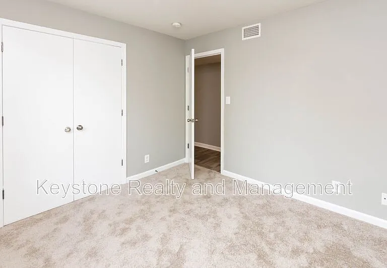 Royster Lane — Photo 110