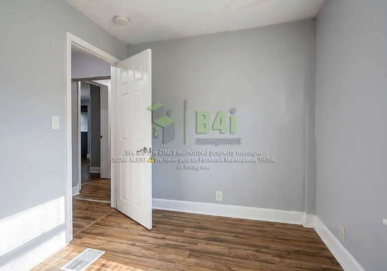 204 E Crovat St — Photo 8