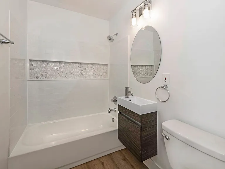 844 W Hazelwood St — Photo 10