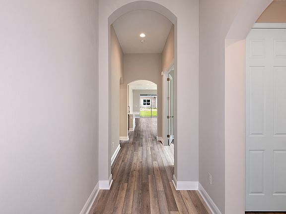 Foyer Sandpiper Modern Farmhouse LVP Design Collection