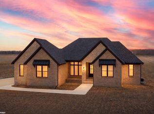 17492 Gilmore Rd, Armada, MI 48005