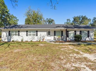 1390 Forrest Ave, Chipley, FL 32428