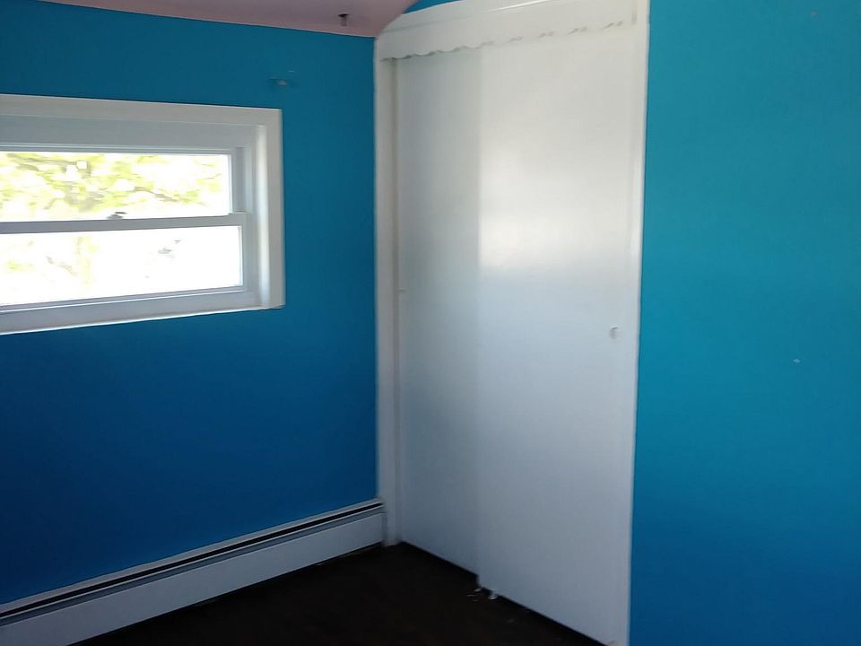 1st image of 556 N Trenton Ave