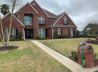 145 Green Wing Ln, Orange, TX 77630