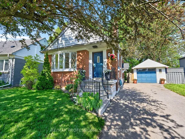 62 Marchington Cir, Toronto, ON M1R 3M7